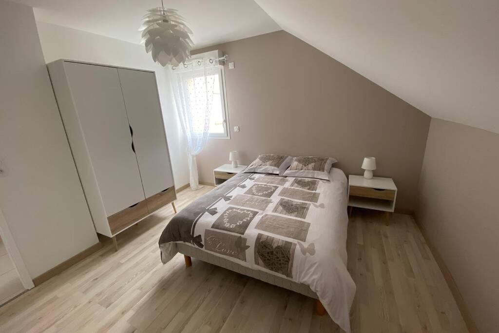 Appartement Maison En Duplex 80M² Jardin Terrasse Saint-Julien-les-Villas Luaran gambar