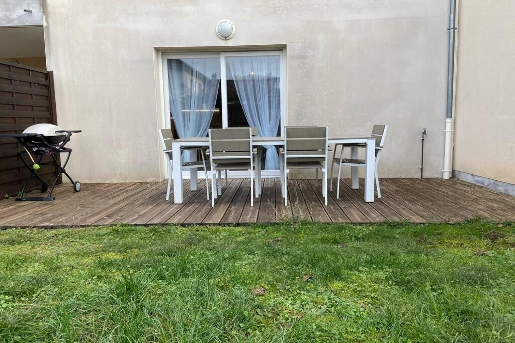 Appartement Maison En Duplex 80M² Jardin Terrasse Saint-Julien-les-Villas Luaran gambar